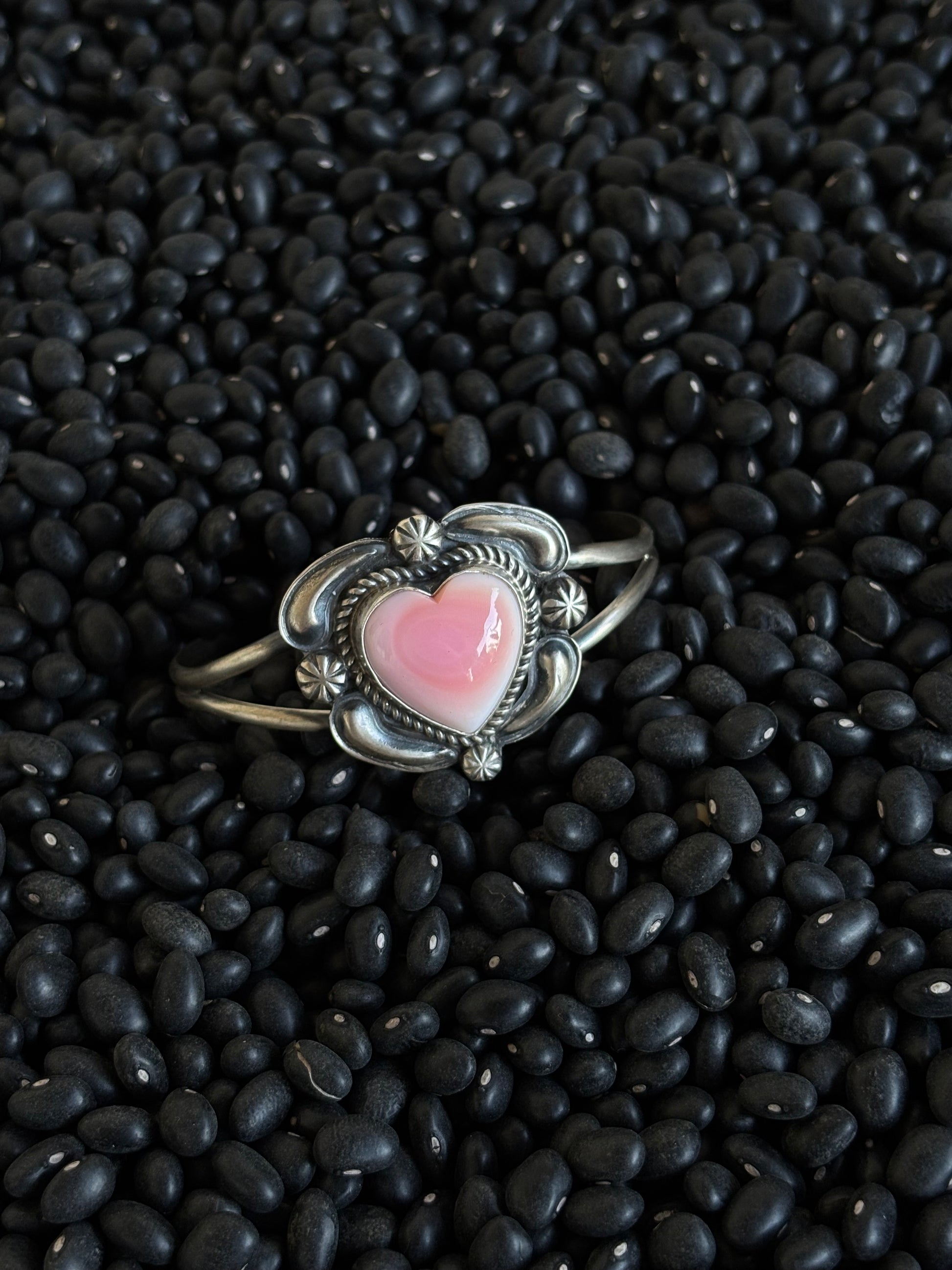 The Briar Pink Conch Cuff