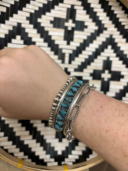 10 Stone Teardrop Cuff