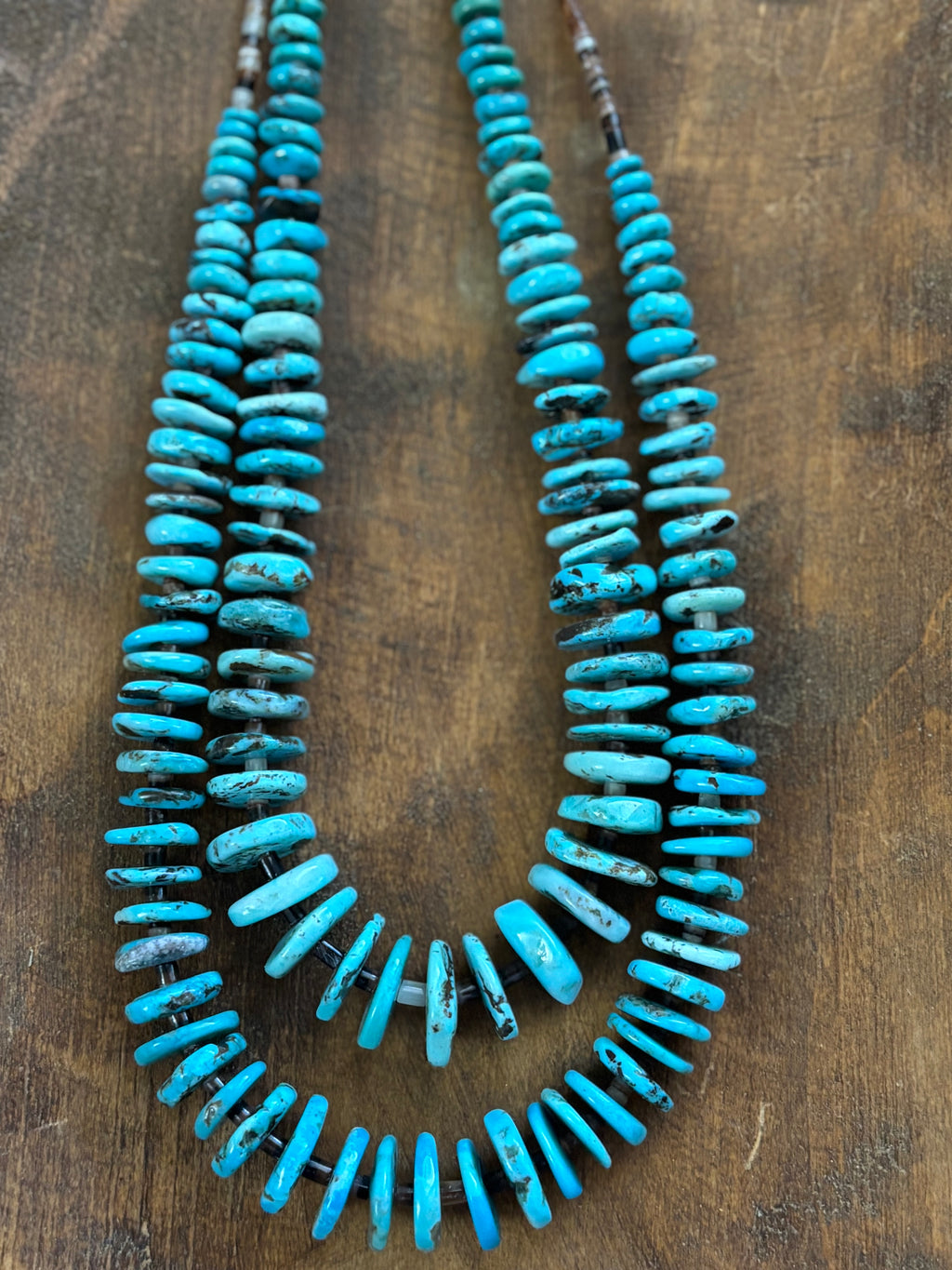 23” Shell & Turquoise Graduated Necklace
