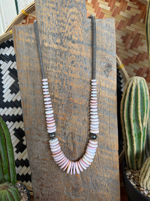 23" Pink Conch Graduated Necklace