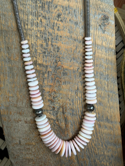 23" Pink Conch Graduated Necklace